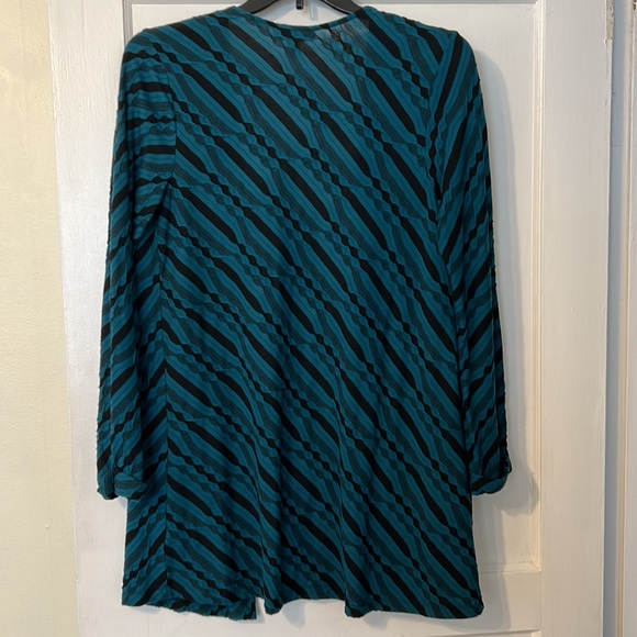 Textured Open Front Cardigan - Picture 4 of 4